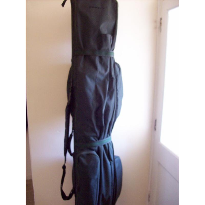 DAIWA INFINITY 6 + 3 ROD HOLDALL