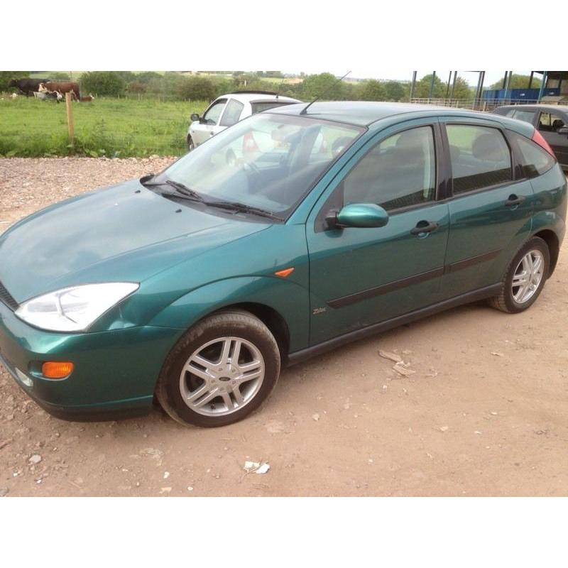 2001 Ford Focus Zetec 1.8 petrol mot Feb 2017 cambelt at 83,000 drives well