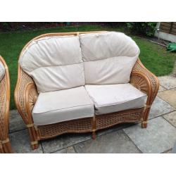 Pre -owned Haddon House conservatory wicker furniture (6 pieces) for sale