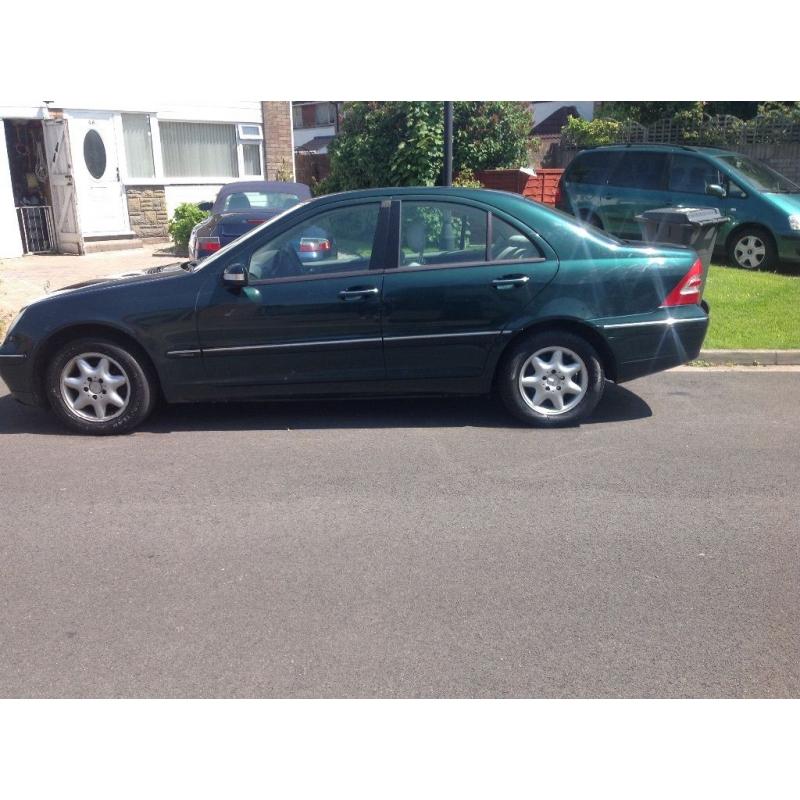 Mercedes Benz c220 Cdi turbo diesel automatic 2002 facelift model 4 door saloon