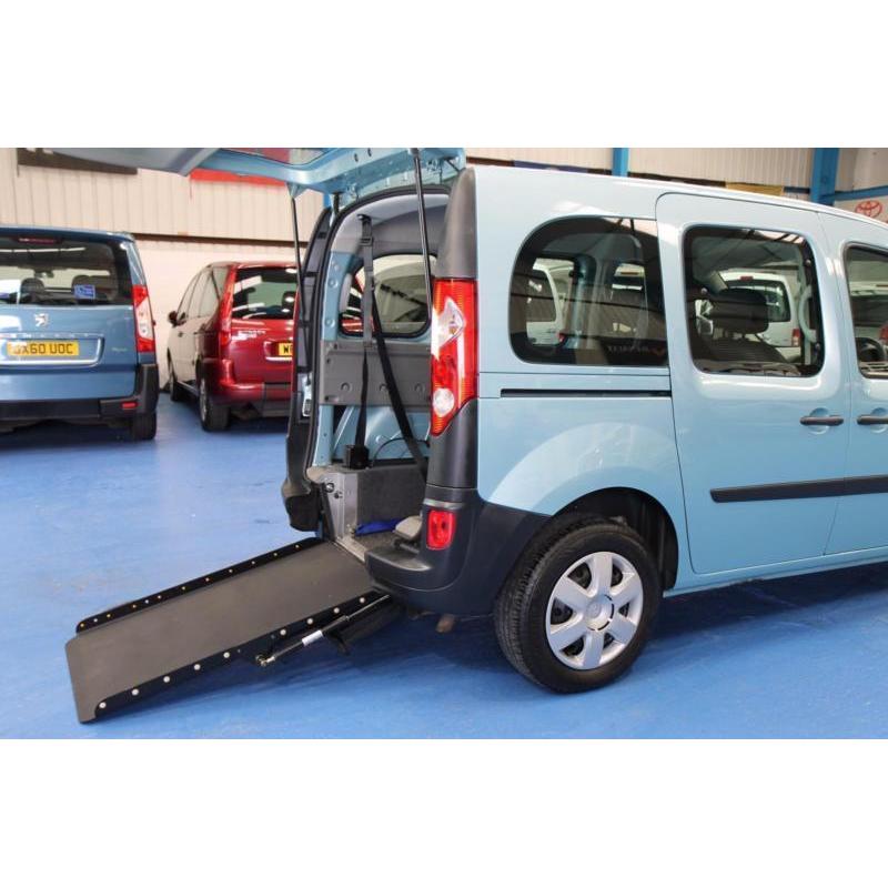 Renault Kangoo 1.5dCi Diesel Wheelchair car mobility accessible vehicle