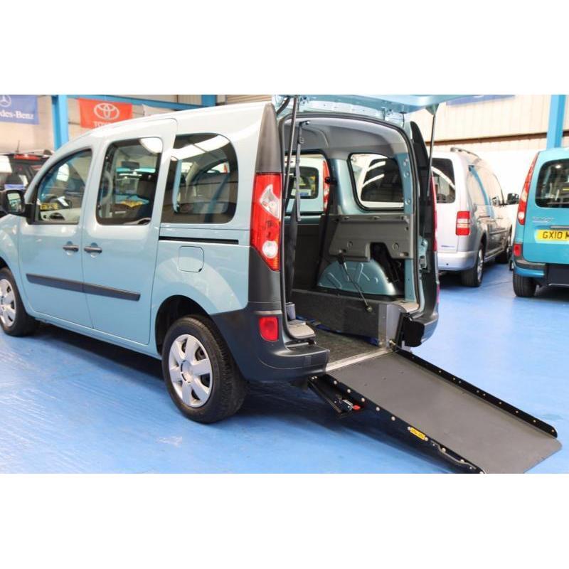 Renault Kangoo 1.5dCi Diesel Wheelchair car mobility accessible vehicle