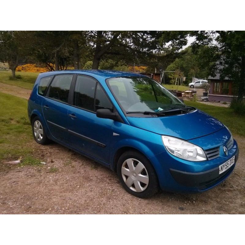 Renault Grand Scenic with towbar: Spares or Repair. Some new parts installed.