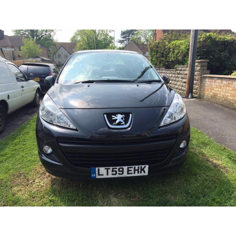 2010 Peugeot 207, 1.4 Petrol, 1 year MOT, only 67.000 miles, mint condition, drive's like new.