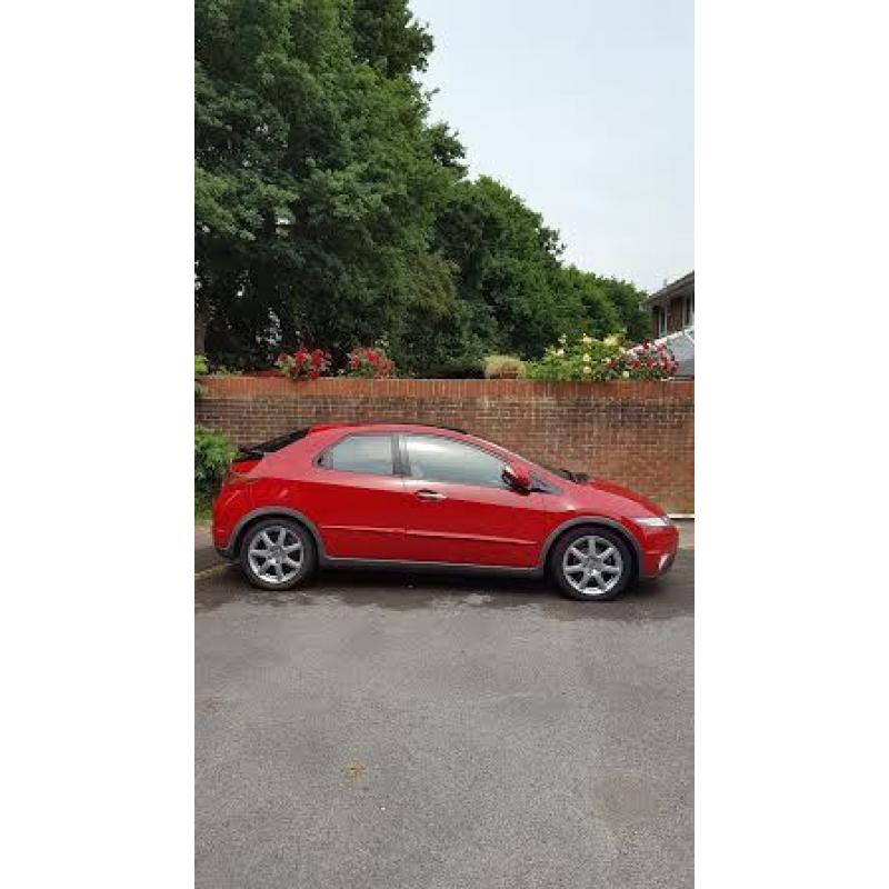 2007 HONDA CIVIC HATCHBACK IN RED ONLY 2 OWNERS