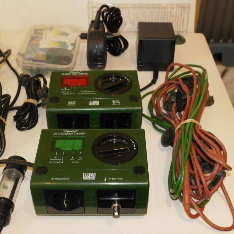 Dennerle ph, CO2 and Thermastat Controllers + and Heater +Extras (Spares)