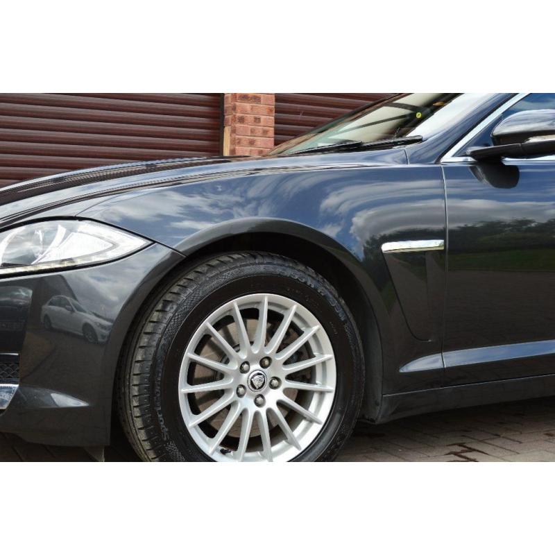 Jaguar XF 2.2 TD SE 4dr 2012