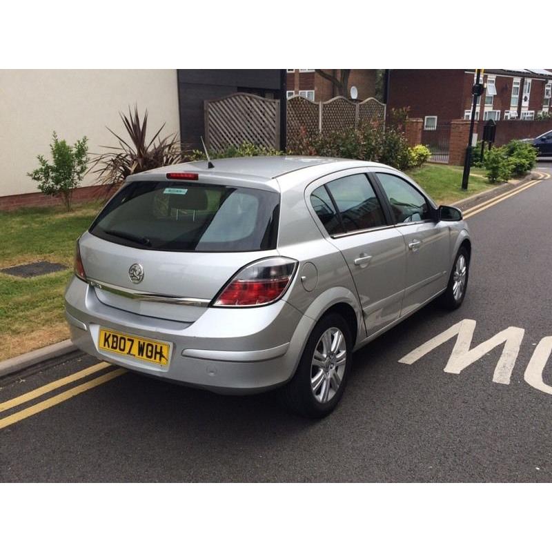 VAUXHALL ASTRA 1.8 DESIGN AUTOMATIC 5 DOOR*NEW SHAPE*