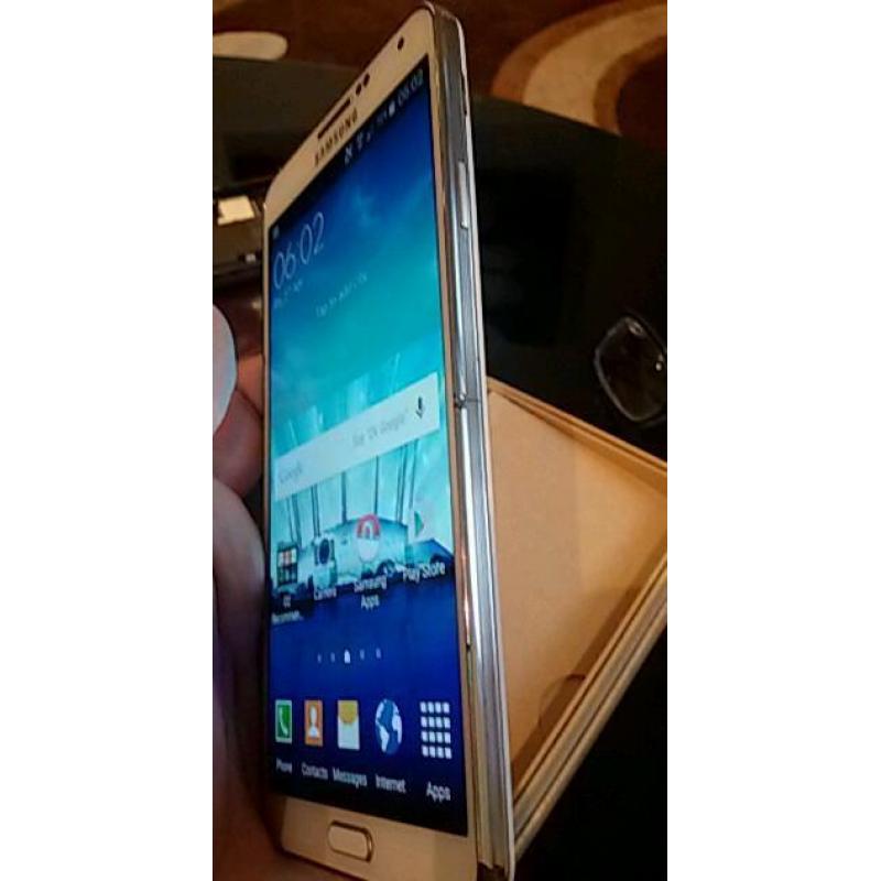 Samsung galaxy note 3 UNLOCKED with box and accessories