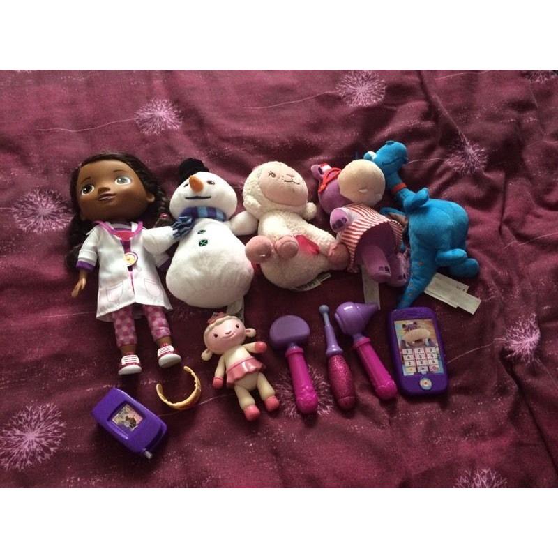 Talking doc mcstuffins and stuffed toys