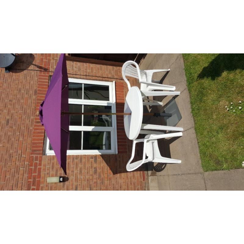 B&Q Parasol with Metal Parasole Base, Colour Plum, Garden Furniture