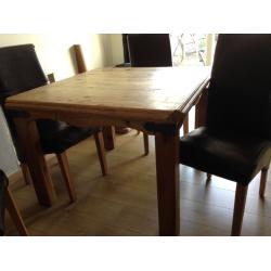 Rustic pine table & 4 chairs