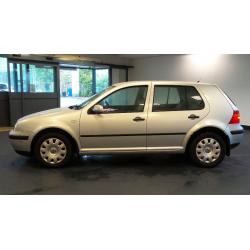 2003 53 VOLKSWAGEN GOLF 1.9 SE TDI 5D 99 BHP DIESEL