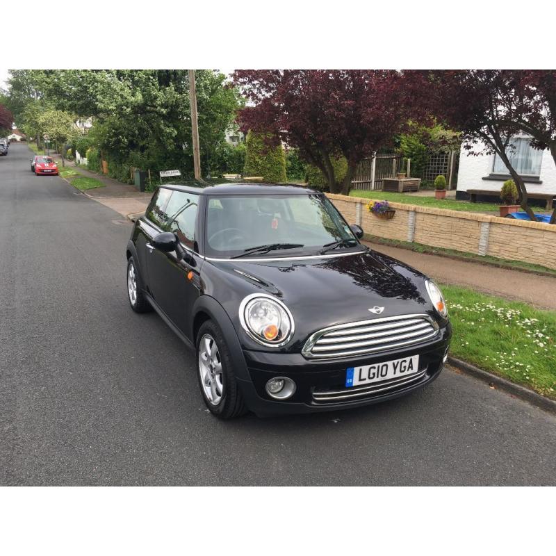 Mini Cooper 2010 Black 1.6L Pepper Pack (32k LOW mileage) only 1 female owner