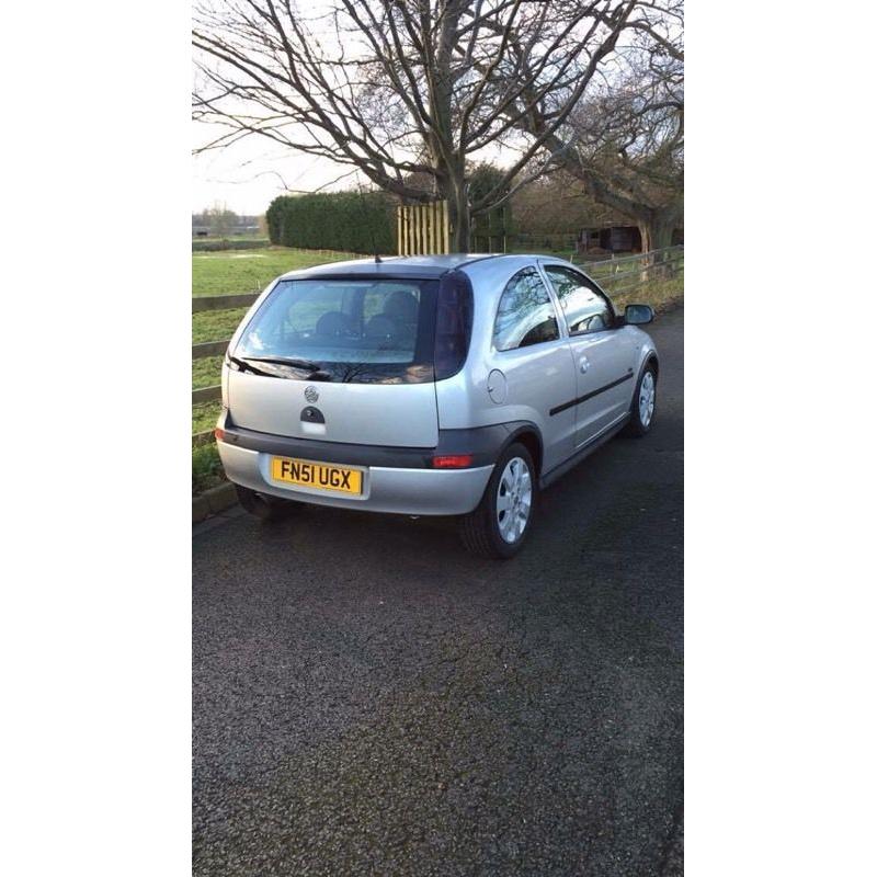 Vauxhall corsa SXI 2001