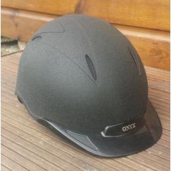 Scull cap, riding hat 57cm