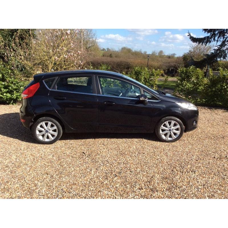 FORD FIESTA 1.25 ZETEC 2009 59 FSH 1 OWNER (black) 2009