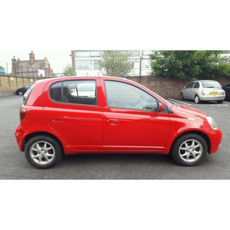 2005(55 reg)TOYOTA YARIS 1.4 DIESEL MANUAL 11 STAMPS F/S/H IN EXCELLENT CONDITION