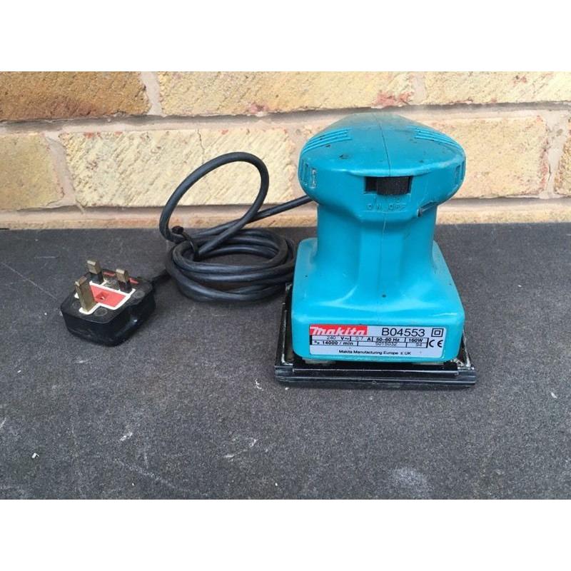 Makita B04553 240v Palm Sander 160W