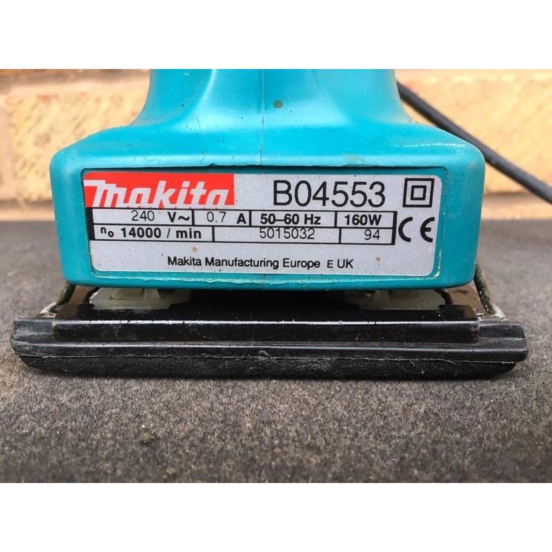 Makita B04553 240v Palm Sander 160W