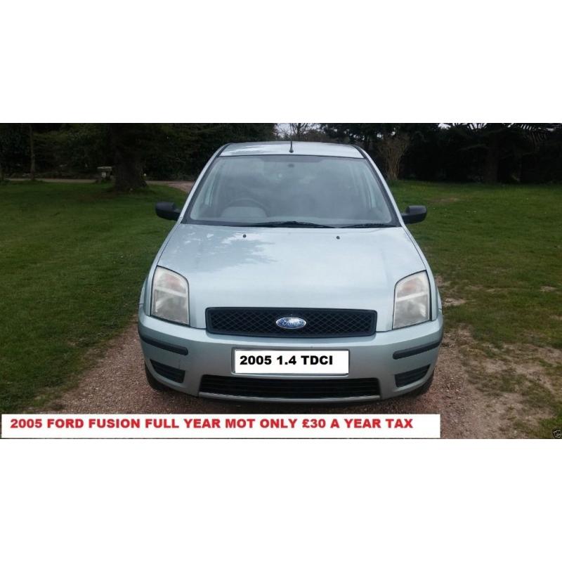 MINT 2005 FORD FUSION FULL YEAR MOT ONLY 30 POUND A YEAR ROAD TAX