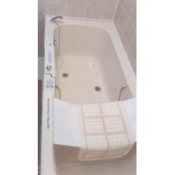 Easy Access Bath with Door, Suitable for disabled