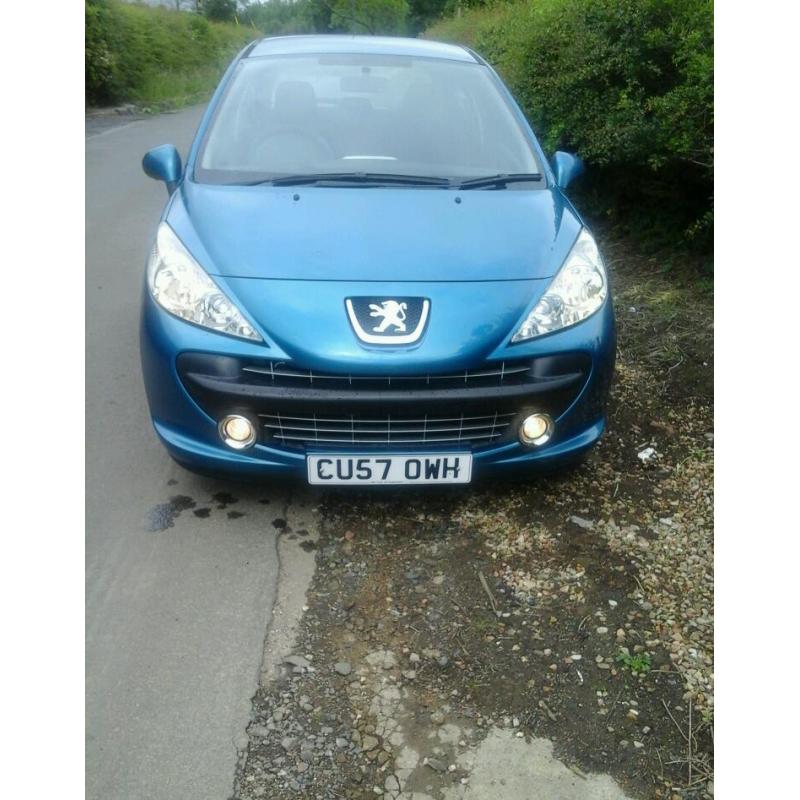 Peugeot 207 mplay 1.4. Only 55900 miles. Full service history. MOT til January 2017