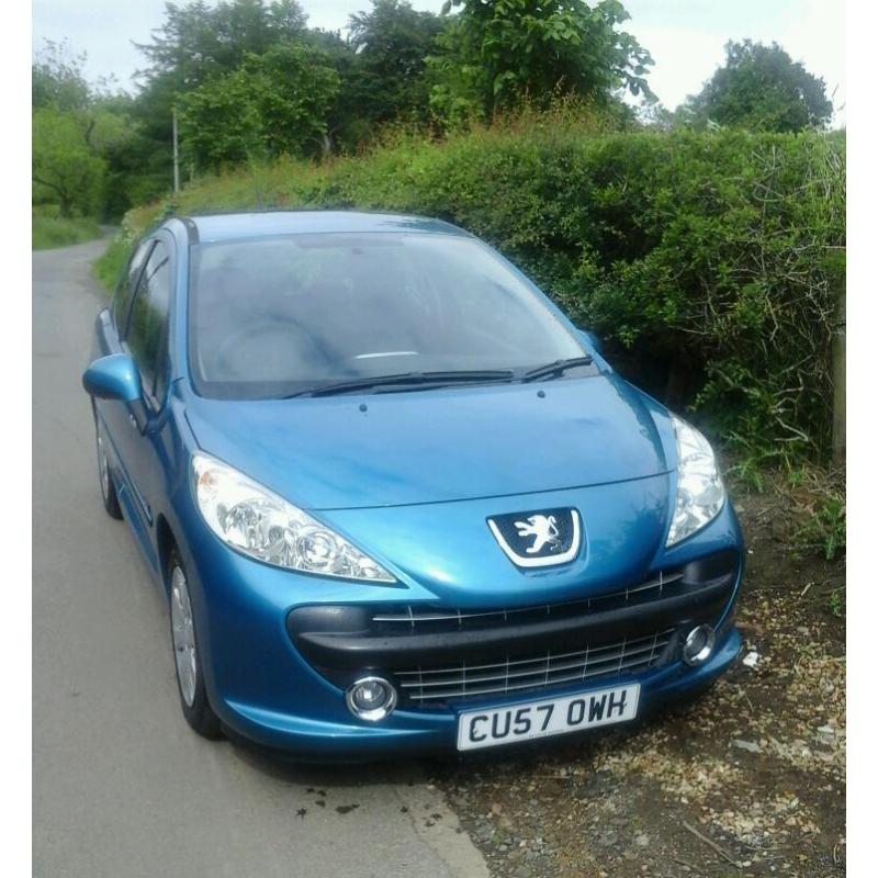 Peugeot 207 mplay 1.4. Only 55900 miles. Full service history. MOT til January 2017