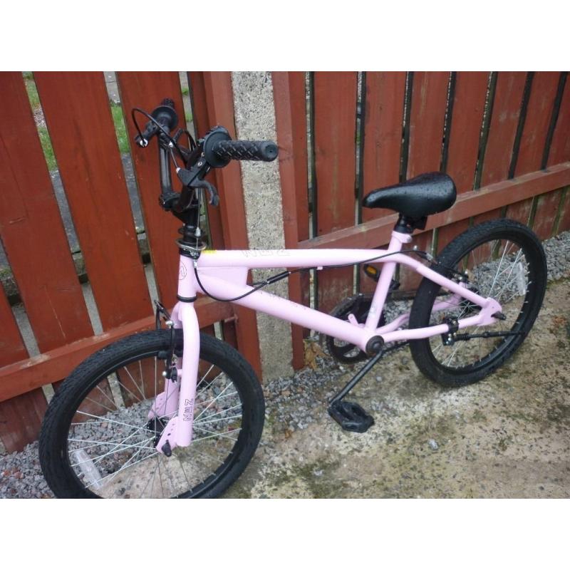 girls pink bmx in good condition