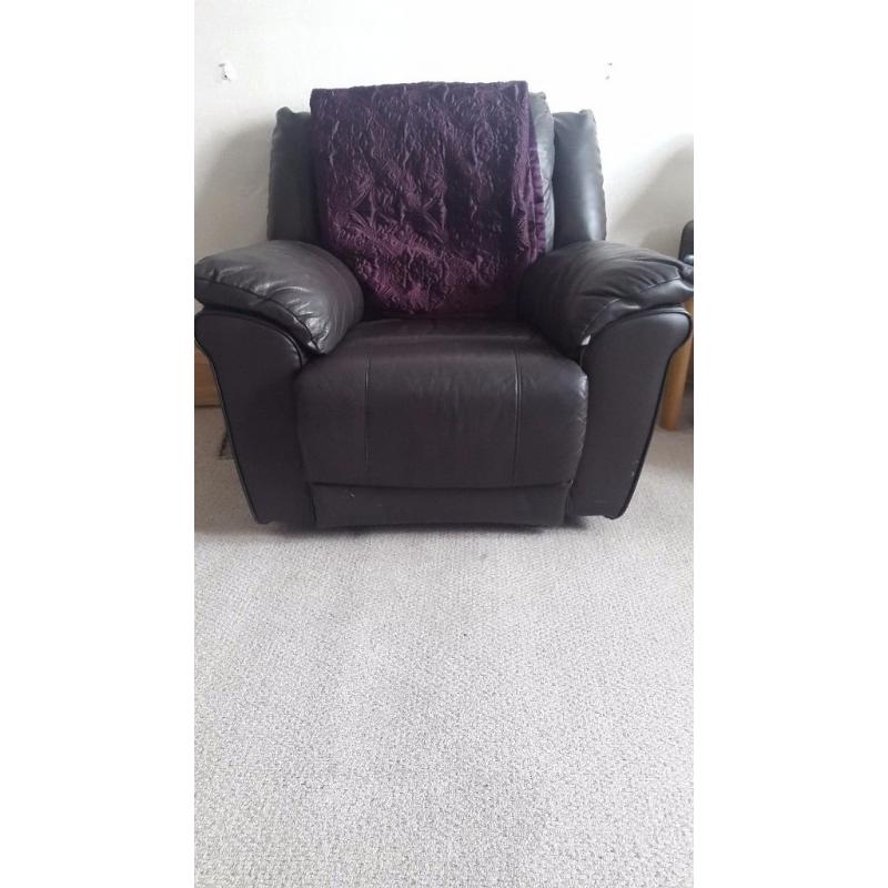 Soft 3 seater plus recliner chair real leather