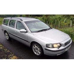 2001 Volvo V70 2.4 SE Auto ESTATE, mot'd , solid big estate car, same owner last 13 years !!