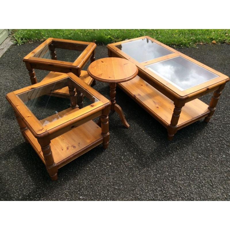 DUCAL COFFEE TABLE SET