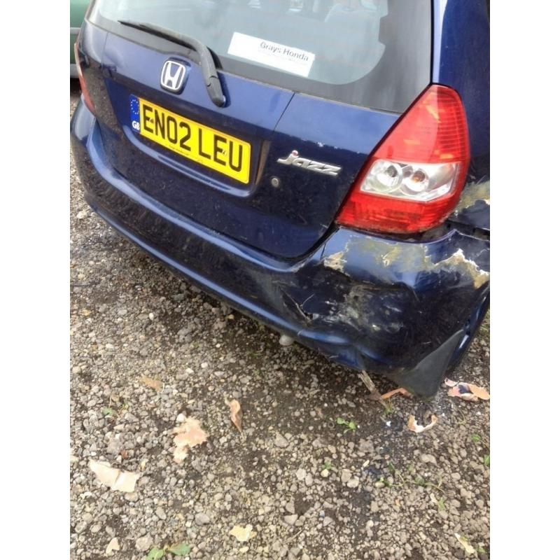 Honda jazz one owner car driveway loads spent ideal spares of repair the back bumper driveaway