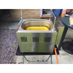 Table top portable gas fryer