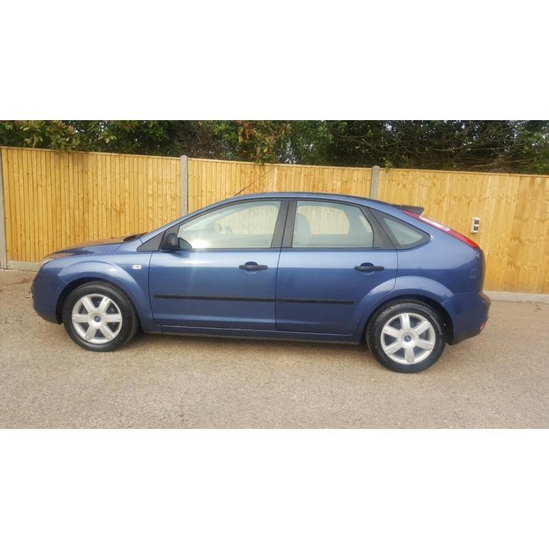 Ford Focus 1.6 Sport 5dr Manual Blue