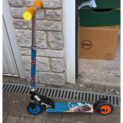 Hot Wheels Folding Stunt Scooter