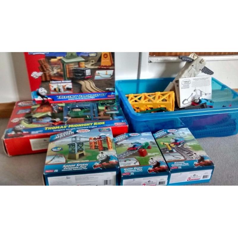 TRACKMASTER THOMAS & FRIENDS BUNDLE