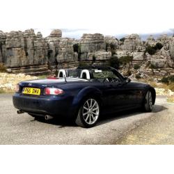 Mazda MX5 MK3 2.0i sports convertible 158bhp 6 speed.