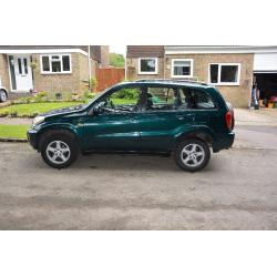 Toyota RAV 4 2.0VVTI, Met. Green, Auto, Leather, Alloy, E/Windows, Mirrors, S/Roof, CD, 2 owners