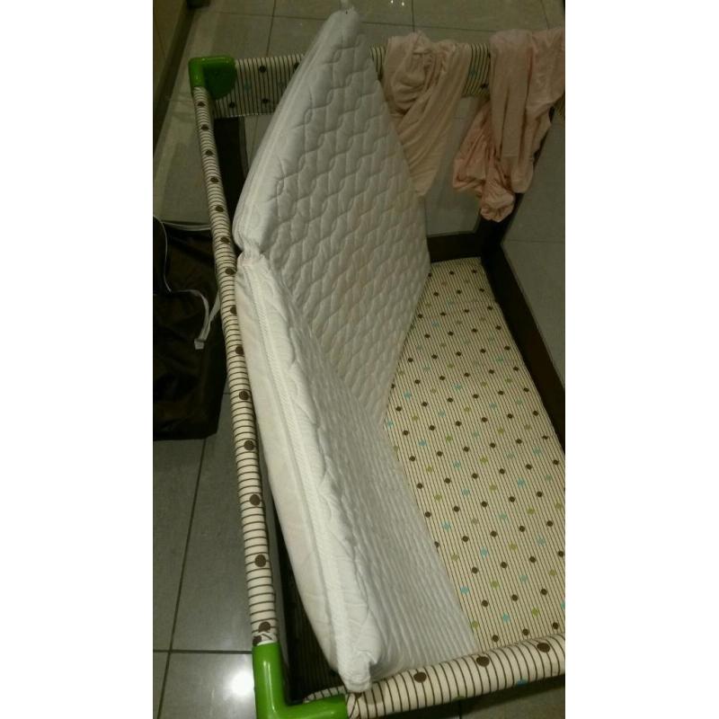 Babyweavers Travel Cot and Thick Mattress