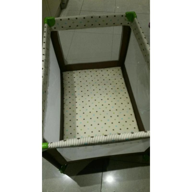 Babyweavers Travel Cot and Thick Mattress