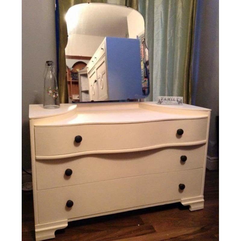 Vintage dressing table