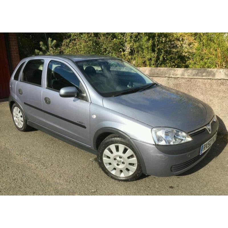 Vauxhall corsa 2002 on a 52 plate *long mot* only done 74k (not astra focus clio fiesta punto)