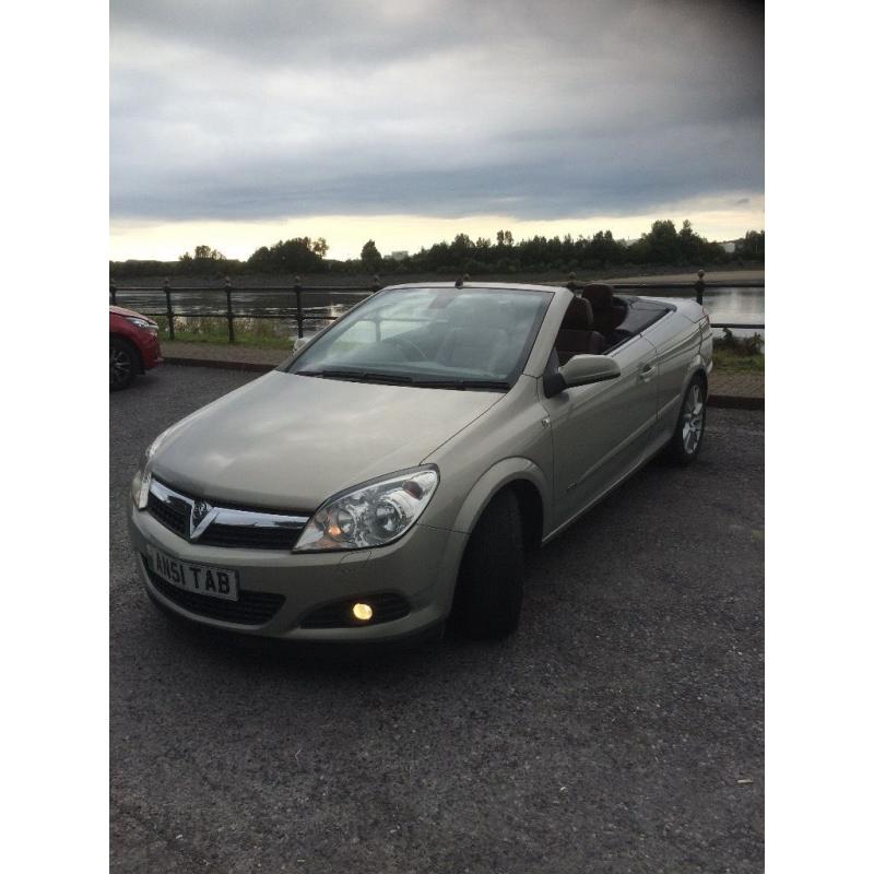 Vauxhall Astra twin top diesel