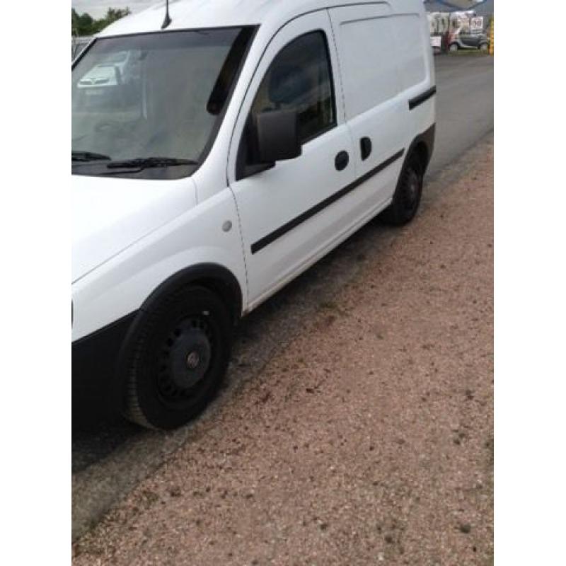 Vauxhall combo 08 plate 1 years mot