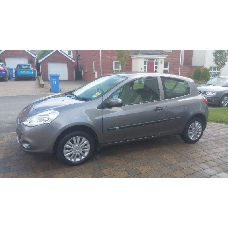 2010 RENAULT CLIO 1.2, ONLY 50K, JUST SERVICED FOR SALE, EXCELLENT CONDITION!