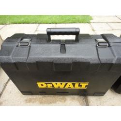 TOOL BOX DEWALT