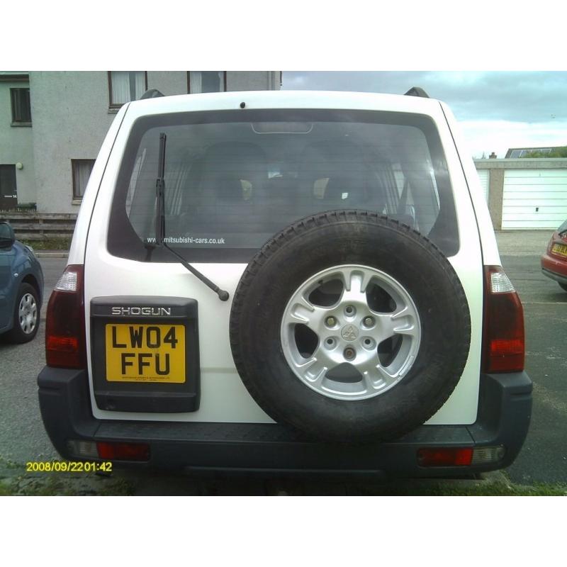 2004 Mitsubishi Shogun 3.2 Auto, DI-D, 7 seats, 97000 miles