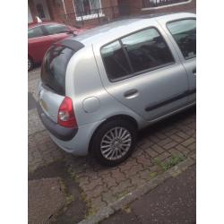 Renault Clio full years MOT