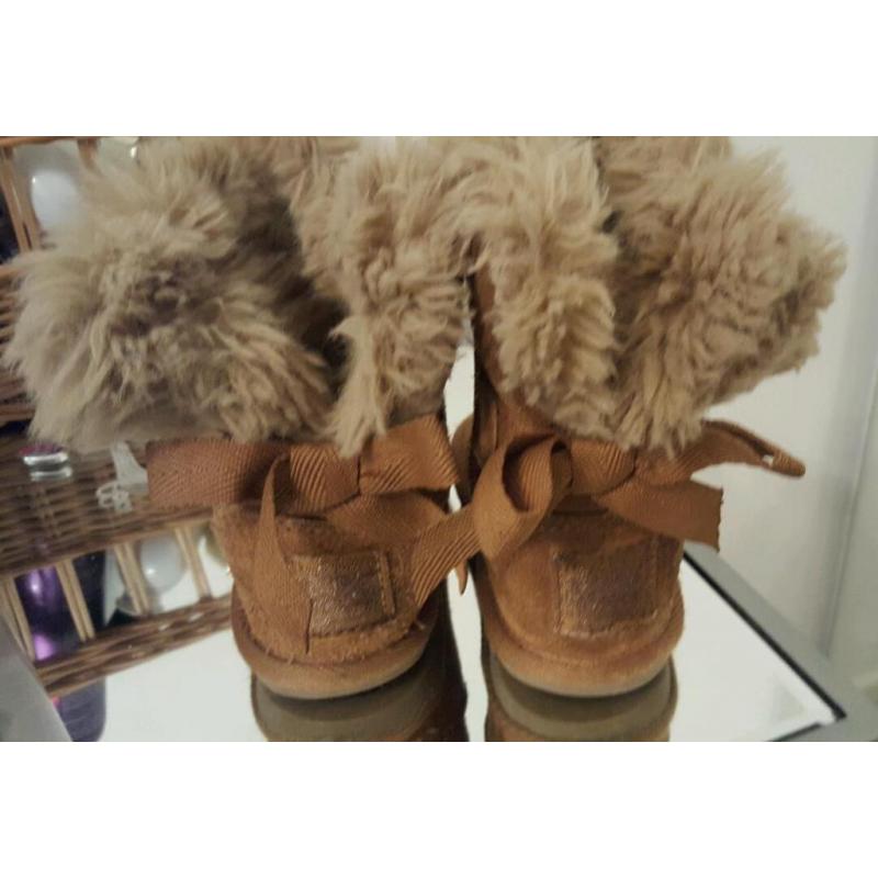 Girls next ugg boots size 5